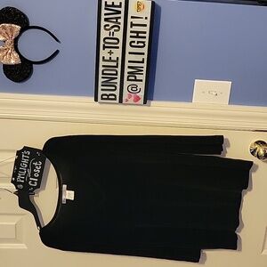 Kiara XL Black V-Neck Long Sleeve Top Travel